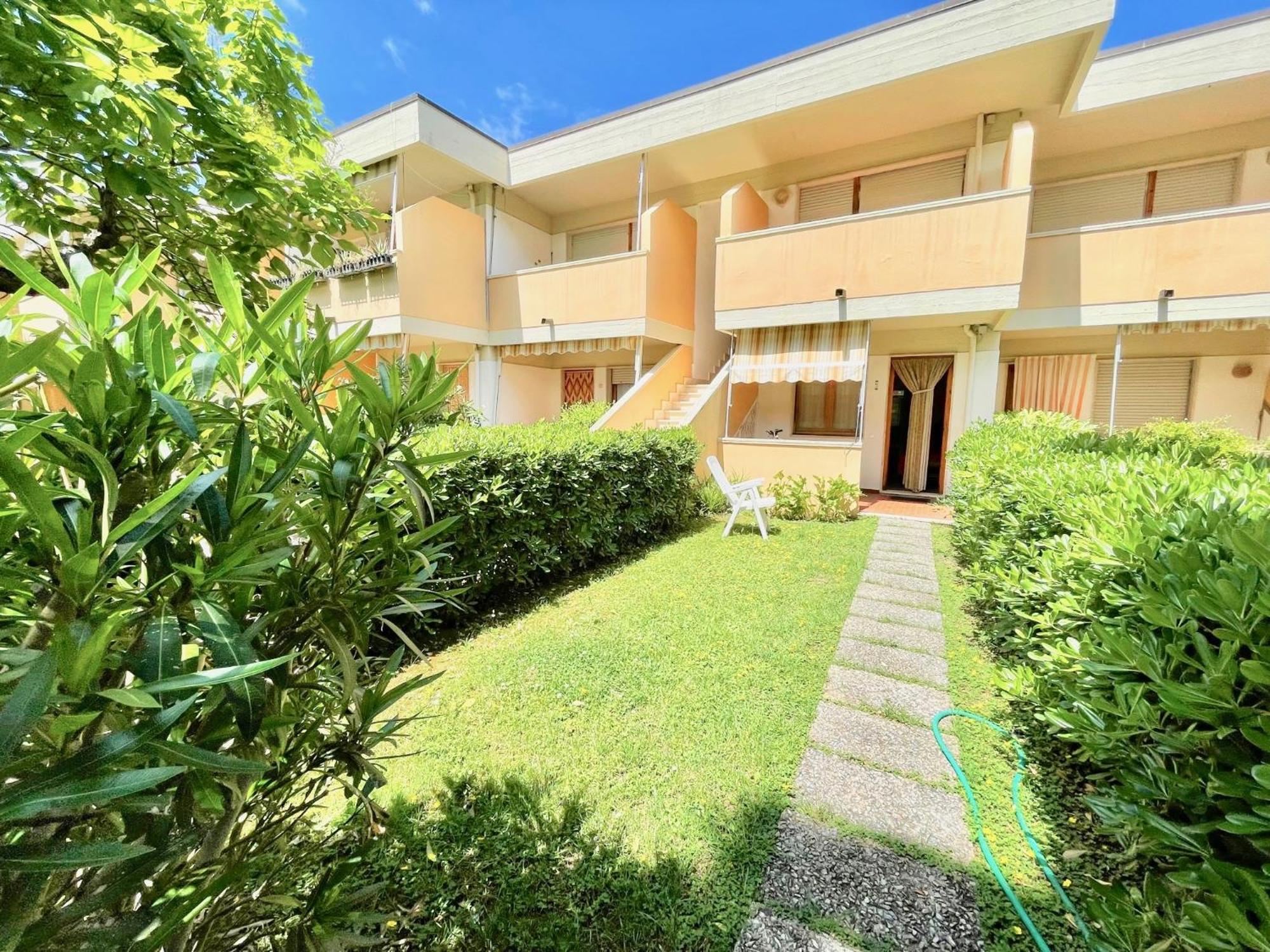 Appartamenti Via Dei Cipressi Marina Di Bibbona Εξωτερικό φωτογραφία